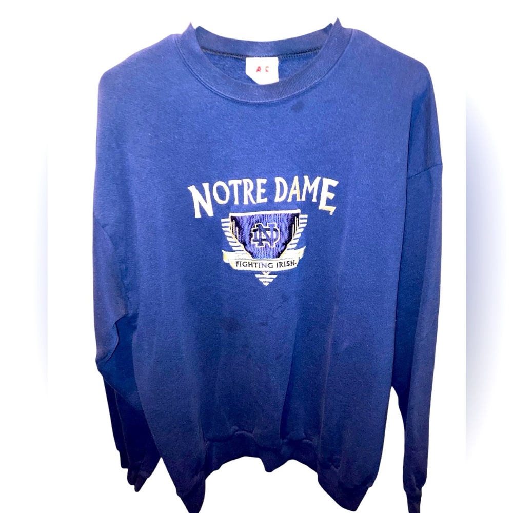 Apparel Sales Co. Vintage 1990’s Notre Dame Fighting Irish sweatshirt Men’s XL
